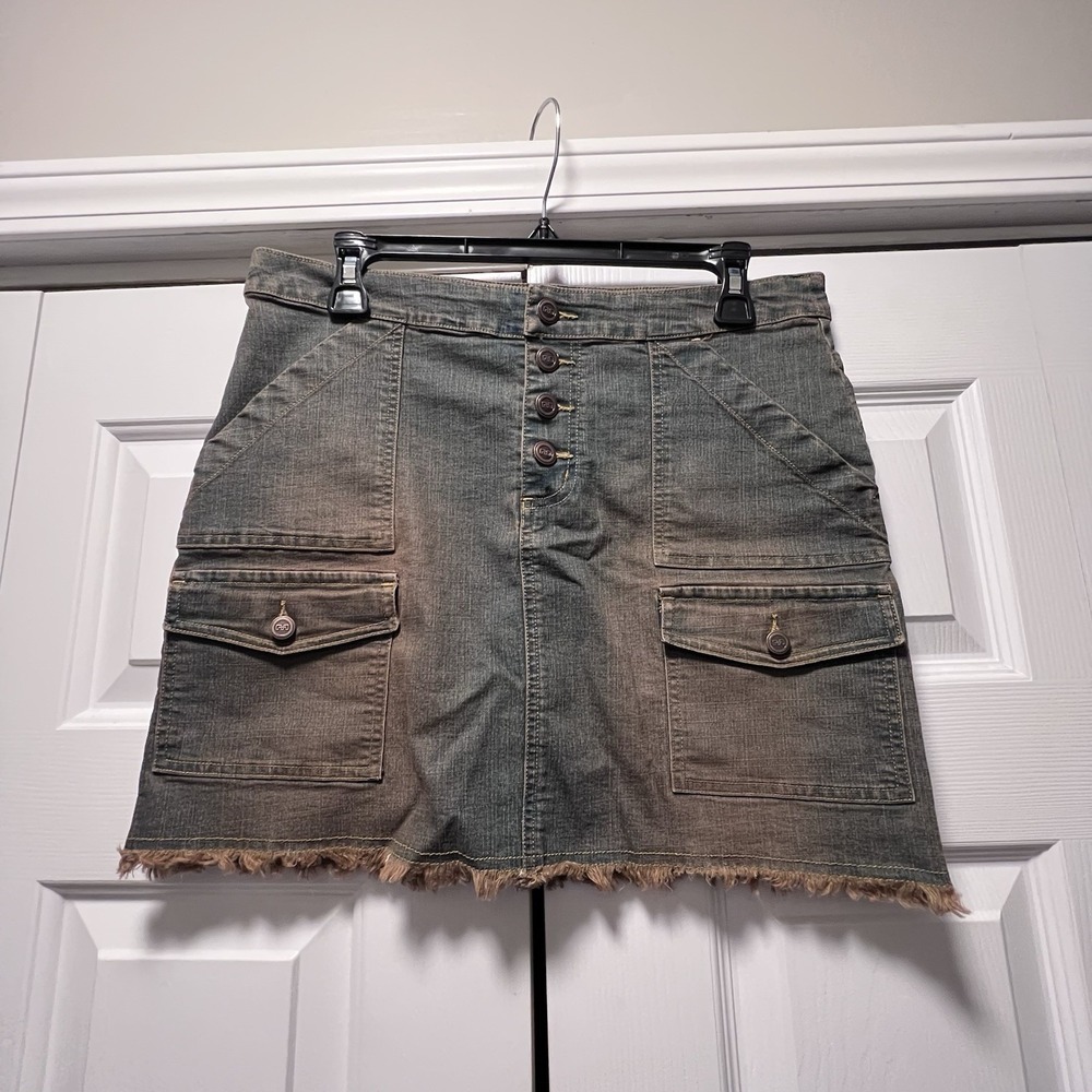 Vintage Mossimo Denim Mini Skirt Brown Wash Sz 9 Button Fly Raw Frayed Hem Y2K